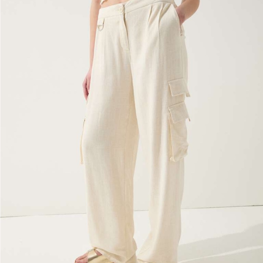 Brand New Women’s Linen Cargo Pants